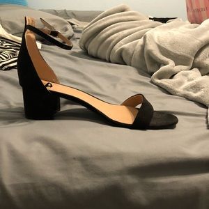 Black heel
